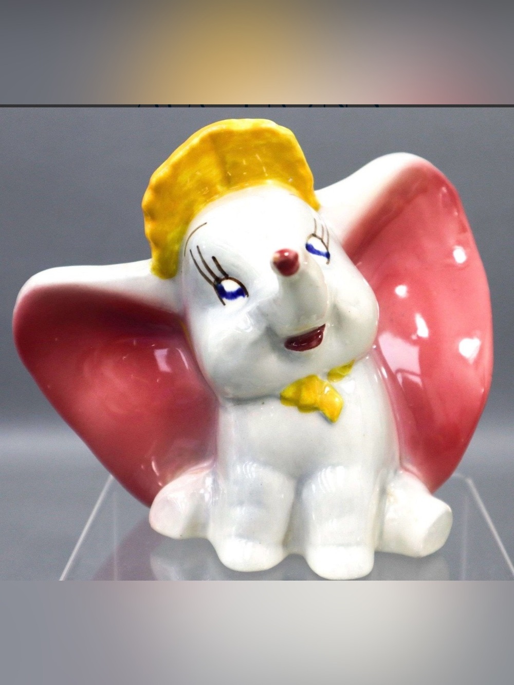 Dumbo in gloss ceramic